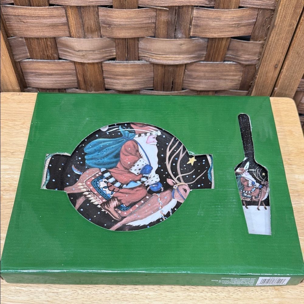 Vintage Dawson Décor cake plate with server